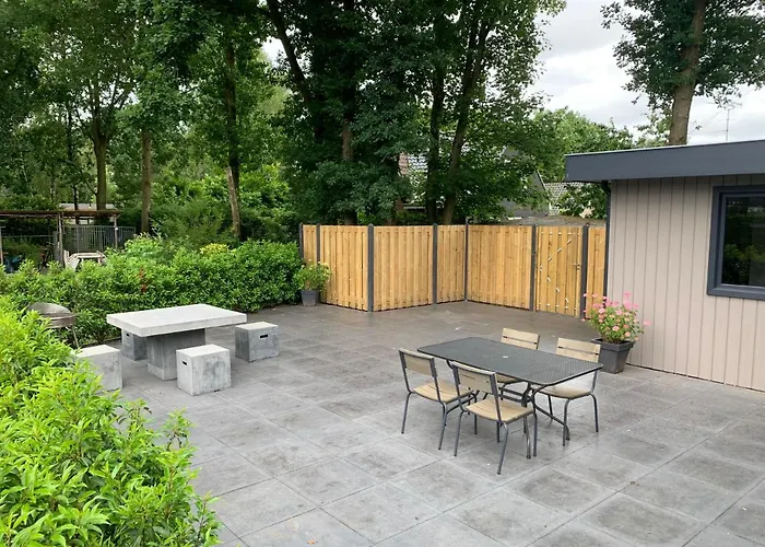 Moderna База отдыха Пюттен